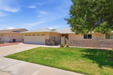 10548 W Campana Dr, Sun City, AZ 85351