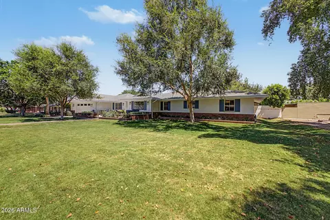 Exterior - 3722 E Pasadena Ave, Phoenix, AZ 85018 photo 9 of 10