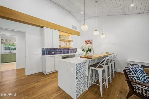 Kitchen - 3722 E Pasadena Ave, Phoenix, AZ 85018 photo 5 of 6