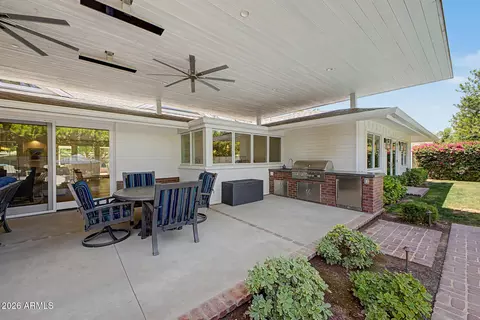 Exterior - 3722 E Pasadena Ave, Phoenix, AZ 85018 photo 3 of 10