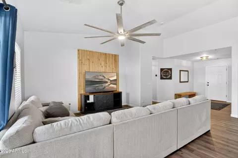Entry Way - 2069 E Cochise Ave, Apache Junction, AZ 85119 photo 1 of 3