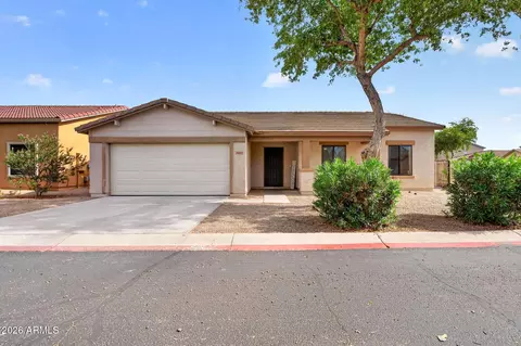 Exterior - 2069 E Cochise Ave, Apache Junction, AZ 85119 photo 1 of 6