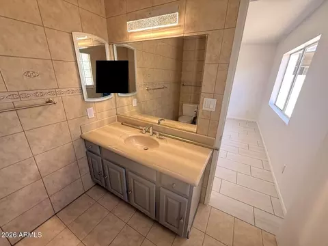 4339 E Tonto St, Phoenix, AZ 85044 photo 5
