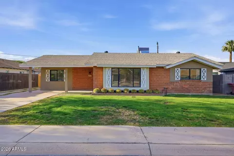 8426 E Sheridan St, Scottsdale, AZ 85257