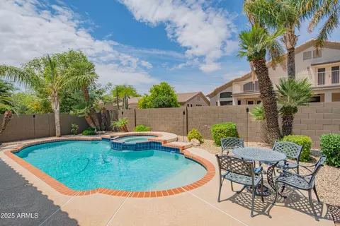 Exterior - 4374 E Lariat Ln, Phoenix, AZ 85050 photo 8 of 17