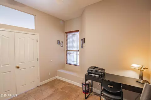 Entry Way - 4374 E Lariat Ln, Phoenix, AZ 85050 photo 1 of 1