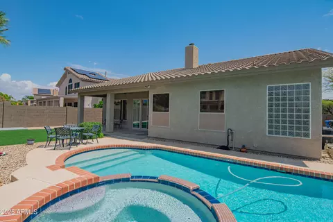 Exterior - 4374 E Lariat Ln, Phoenix, AZ 85050 photo 13 of 17