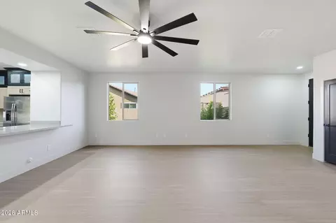 Living - 4945 S Twinleaf Dr, Gilbert, AZ 85298 photo 4 of 6