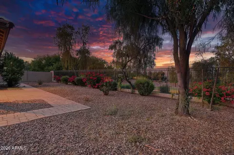 Exterior - 4945 S Twinleaf Dr, Gilbert, AZ 85298 photo 22 of 24