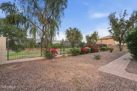Exterior - 4945 S Twinleaf Dr, Gilbert, AZ 85298 photo 11 of 24