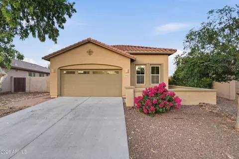Exterior - 4945 S Twinleaf Dr, Gilbert, AZ 85298 photo 9 of 24