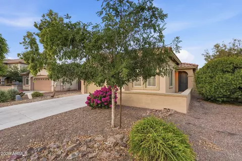 Exterior - 4945 S Twinleaf Dr, Gilbert, AZ 85298 photo 10 of 24
