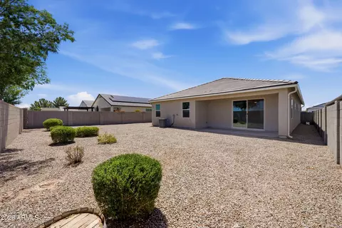 Exterior - 9370 E Grapefruit Dr, Florence, AZ 85132 photo 3 of 5