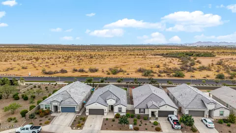View/Area - 2703 W Seaver Ave, Apache Junction, AZ 85120 photo 2 of 6