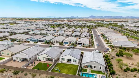 View/Area - 2703 W Seaver Ave, Apache Junction, AZ 85120 photo 6 of 6
