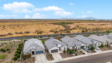 View/Area - 2703 W Seaver Ave, Apache Junction, AZ 85120 photo 3 of 6