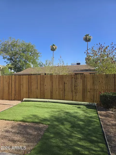 Exterior - 746 W Coolidge St, Phoenix, AZ 85013 photo 3 of 6