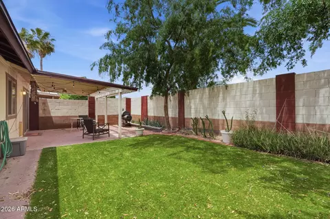 Exterior - 1822 E Kings Ave, Phoenix, AZ 85022 photo 1 of 6