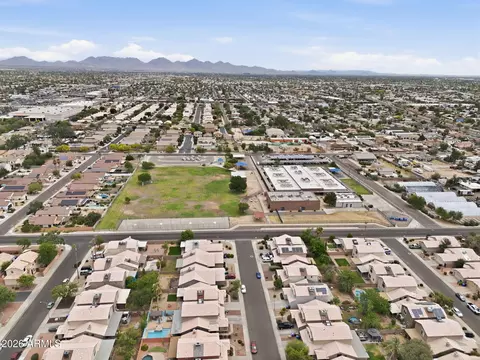 View/Area - 1822 E Kings Ave, Phoenix, AZ 85022 photo 8 of 9