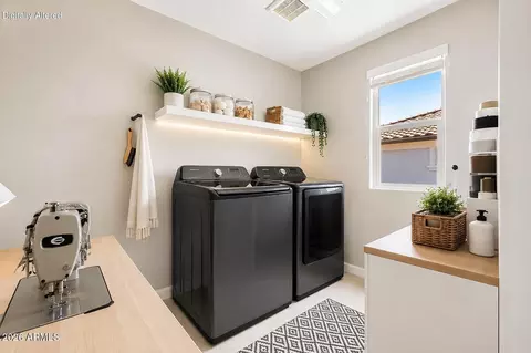 Other - 6860 E Peralta Cir, Mesa, AZ 85212 photo 5 of 7