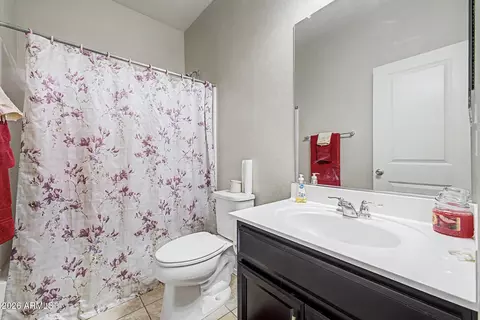 Bath - 6860 E Peralta Cir, Mesa, AZ 85212 photo 2 of 3