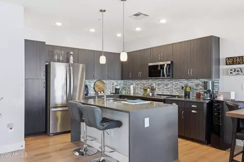 Kitchen - 2357 E Hidalgo Ave, Phoenix, AZ 85040 photo 2 of 3