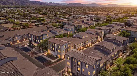 View/Area - 2357 E Hidalgo Ave, Phoenix, AZ 85040 photo 1 of 4