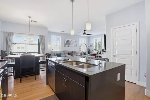 Kitchen - 2357 E Hidalgo Ave, Phoenix, AZ 85040 photo 3 of 3