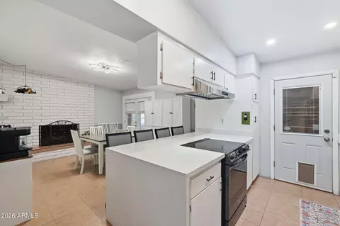 1404 E Bishop Dr, Tempe, AZ 85282 photo 7