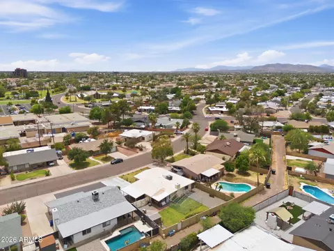 1404 E Bishop Dr, Tempe, AZ 85282 photo 51