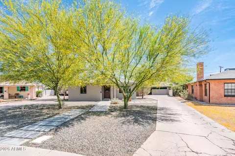 3031 N 17th Dr, Phoenix, AZ 85015