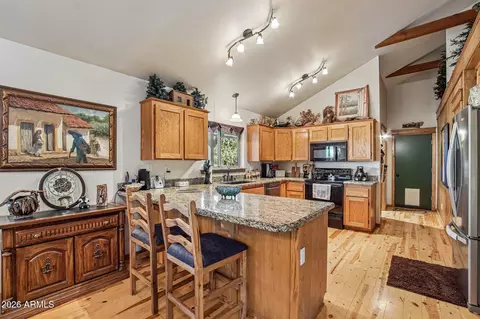 Kitchen - 6518 W Ruin Hill Loop, Pine, AZ 85544 photo 1 of 5