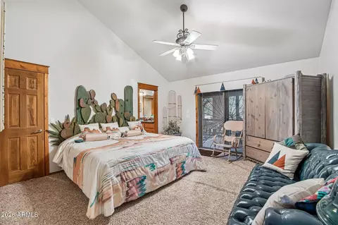 Bedroom - 6518 W Ruin Hill Loop, Pine, AZ 85544 photo 4 of 8