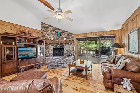 Living - 6518 W Ruin Hill Loop, Pine, AZ 85544 photo 1 of 5
