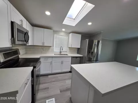 2233 E Behrend Dr #92, Phoenix, AZ 85024 photo 11