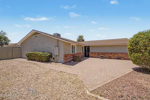 Exterior - 717 W Datil Ave, Apache Junction, AZ 85120 photo 2 of 7