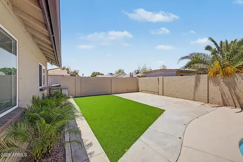 Exterior - 528 W Mohawk Ln, Phoenix, AZ 85027 photo 7 of 7