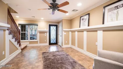 Entry Way - 4413 N 24th Pl, Phoenix, AZ 85016 photo 1 of 4