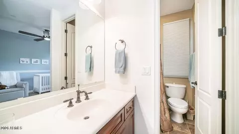 Bath - 4413 N 24th Pl, Phoenix, AZ 85016 photo 4 of 4