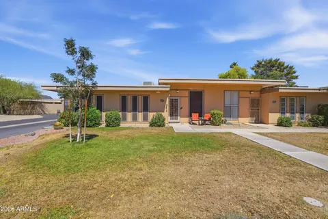 14227 N Newcastle Dr, Sun City, AZ 85351