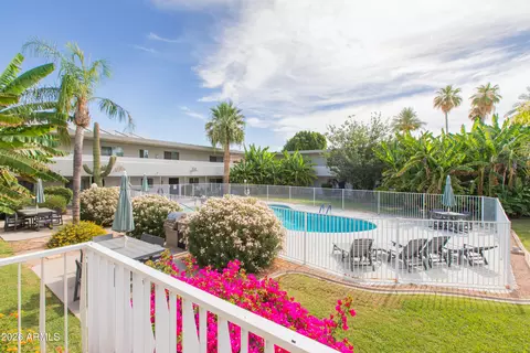 6824 E 2nd St #202, Scottsdale, AZ 85251
