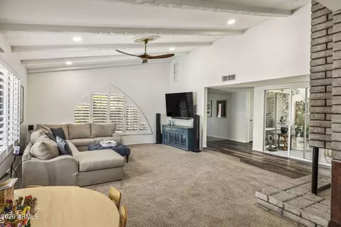 Living - 52 W Thunderbird Rd, Phoenix, AZ 85023 photo 2 of 3