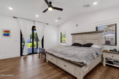 Bedroom - 5714 E Lafayette Blvd, Phoenix, AZ 85018 photo 5 of 7