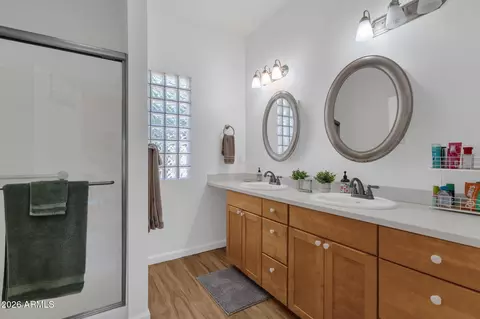 Bath - 5714 E Lafayette Blvd, Phoenix, AZ 85018 photo 8 of 8