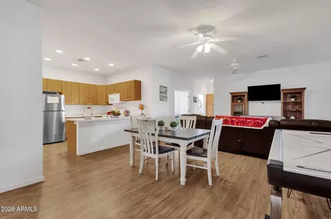 Dining - 5714 E Lafayette Blvd, Phoenix, AZ 85018 photo 1 of 1