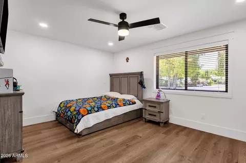 Bedroom - 5714 E Lafayette Blvd, Phoenix, AZ 85018 photo 1 of 7