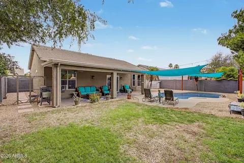 Exterior - 106 E Smoke Tree Rd, Gilbert, AZ 85296 photo 4 of 4