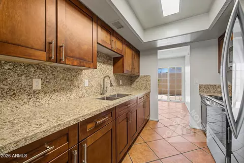 Kitchen - 912 E Villa Rita Dr, Phoenix, AZ 85022 photo 1 of 2