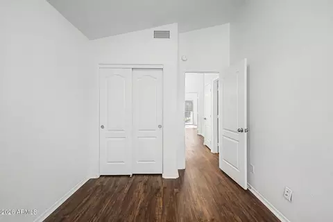 Entry Way - 929 S Scallop Dr, Gilbert, AZ 85233 photo 1 of 1