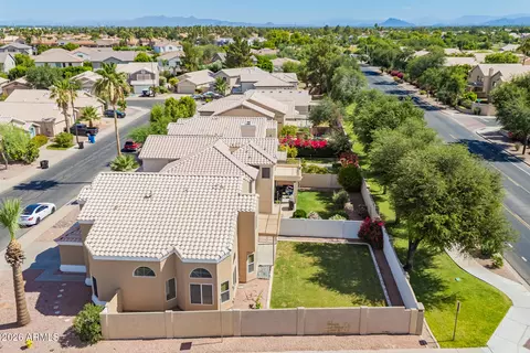 View/Area - 929 S Scallop Dr, Gilbert, AZ 85233 photo 4 of 10